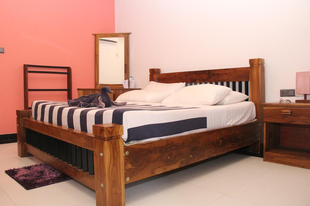 Eco Hotel Black & White - Anuradhapura Mihintale Εξωτερικό φωτογραφία