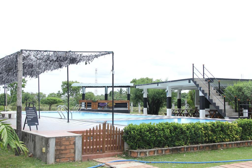 Eco Hotel Black & White - Anuradhapura Mihintale Εξωτερικό φωτογραφία