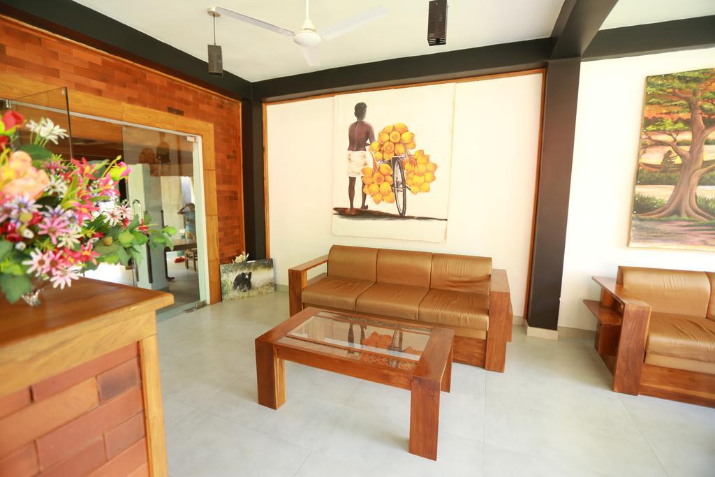 Eco Hotel Black & White - Anuradhapura Mihintale Εξωτερικό φωτογραφία