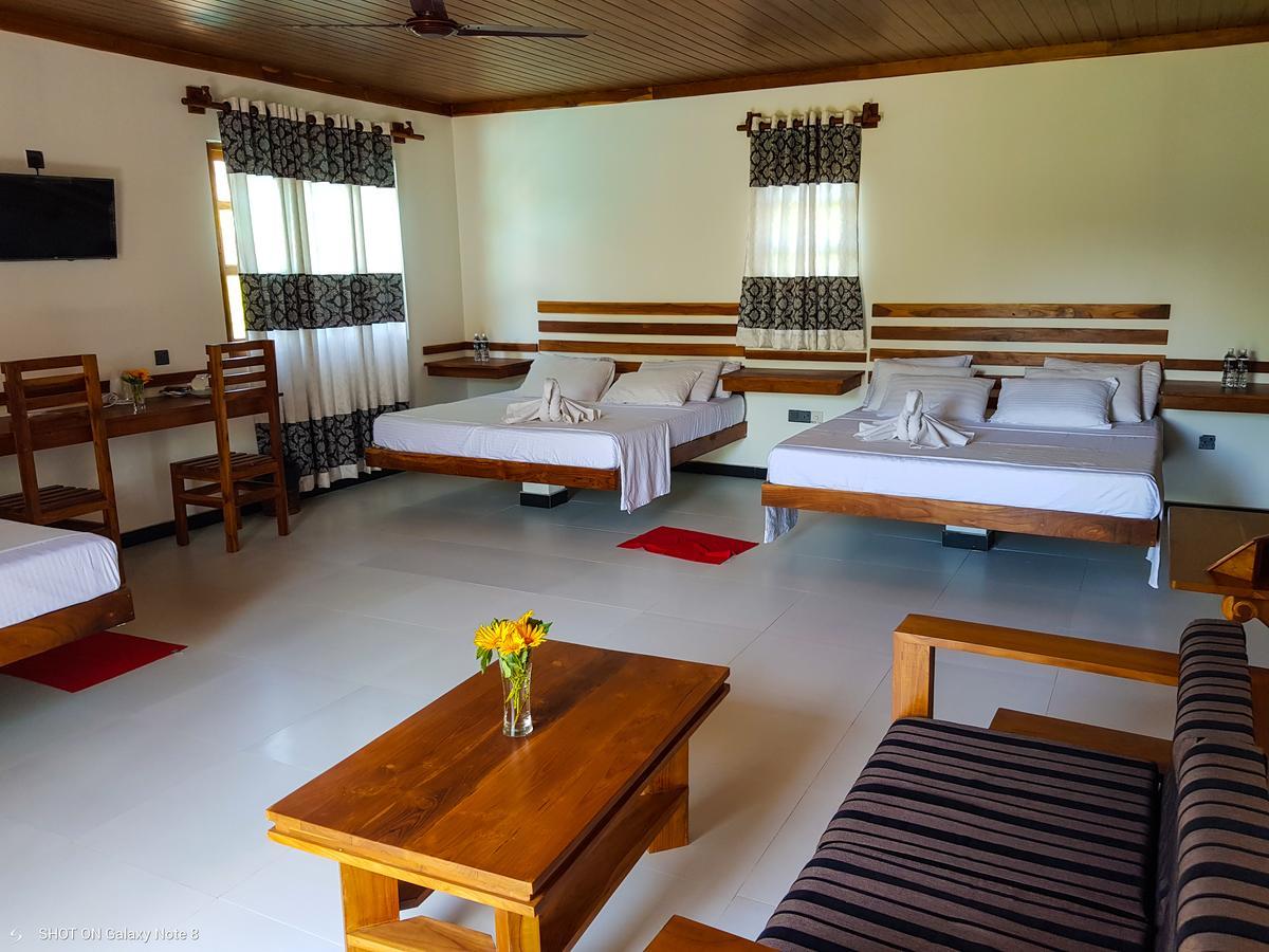 Eco Hotel Black & White - Anuradhapura Mihintale Εξωτερικό φωτογραφία